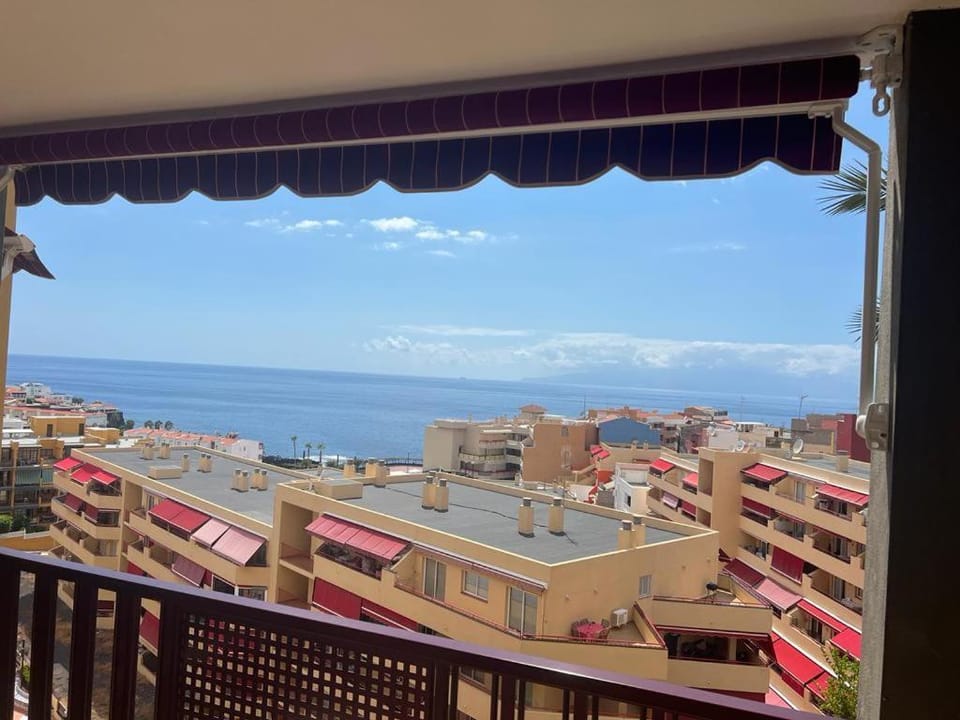 View (from property/room), Landmark view, Sea view