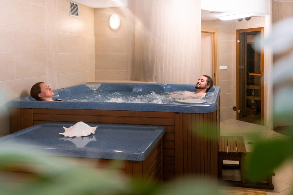 Hot Tub