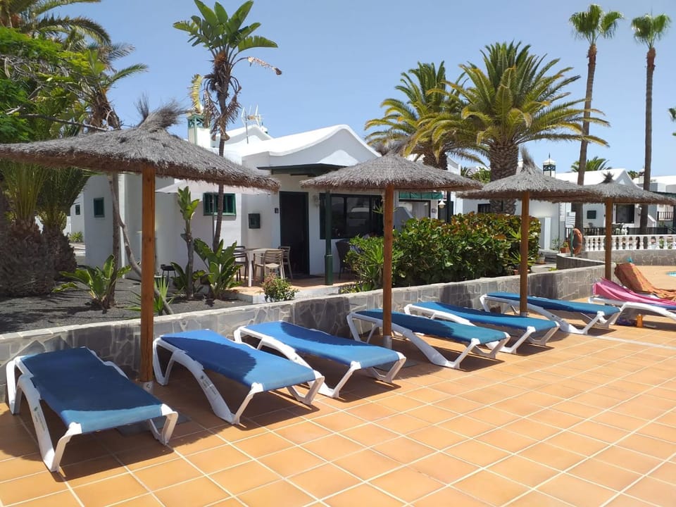 Facade/entrance, Pool view