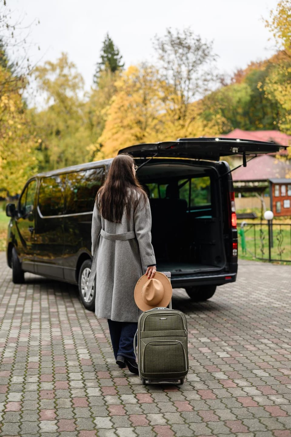 Guests, shuttle