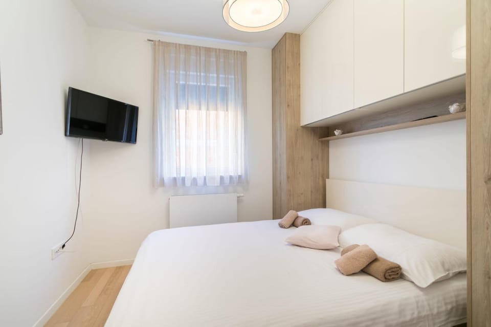 Apartment SARA - free parking for 2 cars Apartment in City of Zagreb