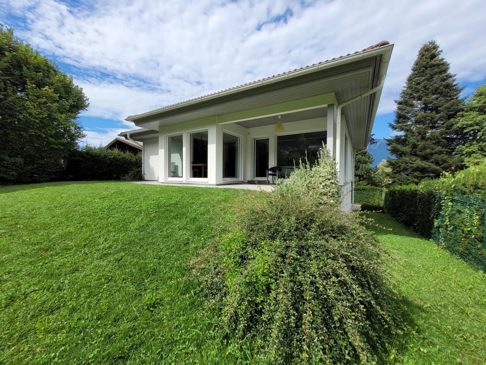 Property building, Spring, Day, Natural landscape, Garden, Garden, Garden view