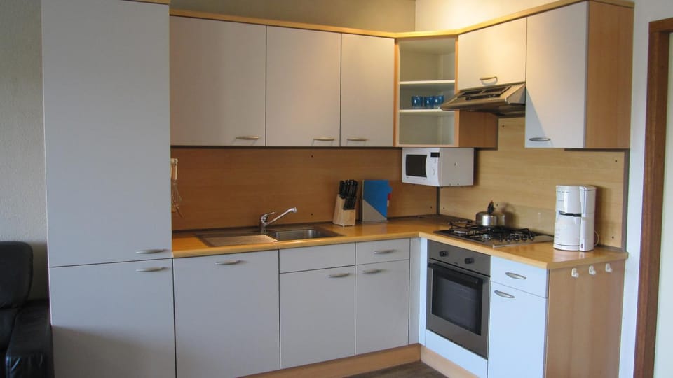 Coffee/tea facilities, Kitchen or kitchenette