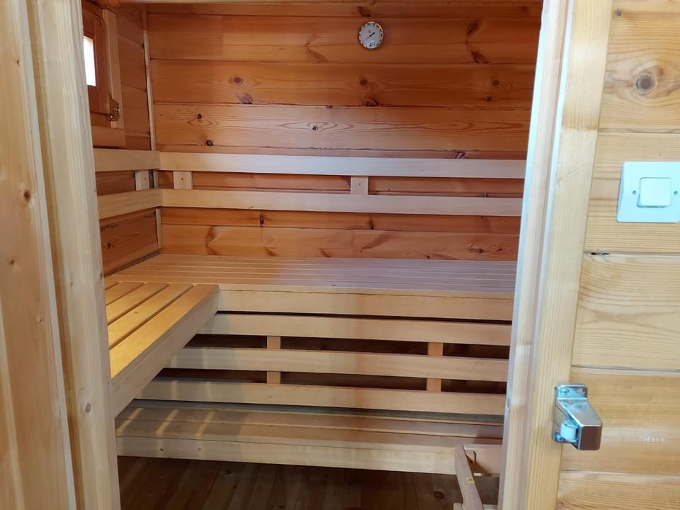 Bathroom, Spa and wellness centre/facilities, Bedroom