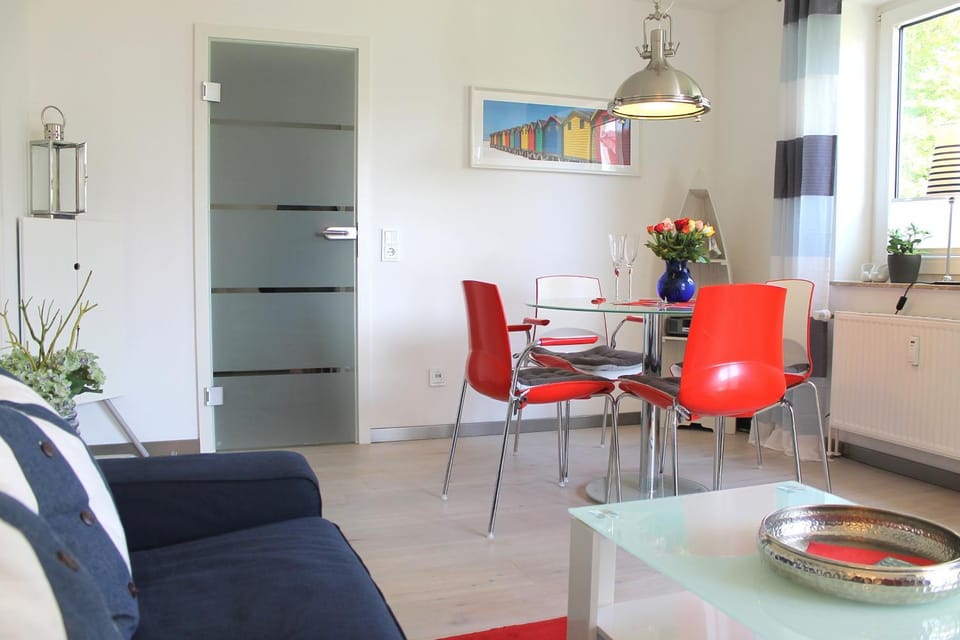 App-Haus "Max & Moritz" - Whg 9 - nur wenige Schritte zum Strand und zum Einkaufen Apartment in Grömitz