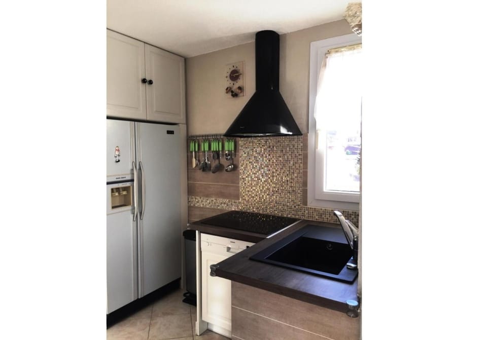 Résidence Le Galibier 3 - 4 Pièces 8 Personnes - Cœur de station et 100m du télésiège du Village MAE-6197 Apartment in Les Deux Alpes
