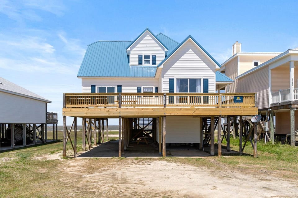 Surf N' Turf House in Dauphin Island