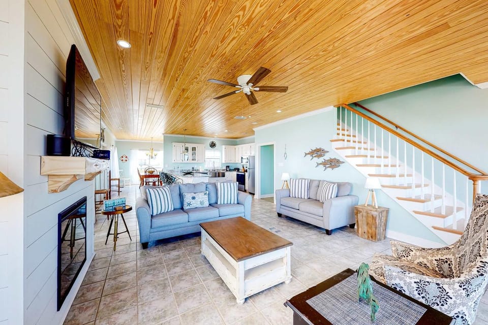 Surf N' Turf House in Dauphin Island