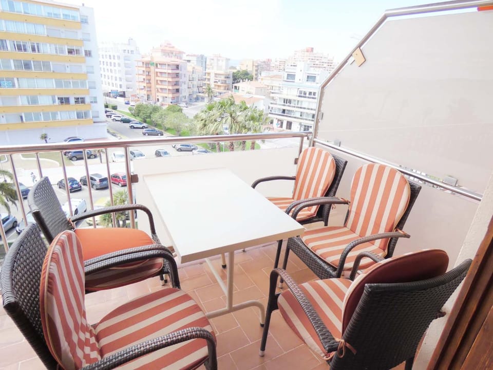 Apartamento con vista mar Rosas 5-8 Apartment in Roses