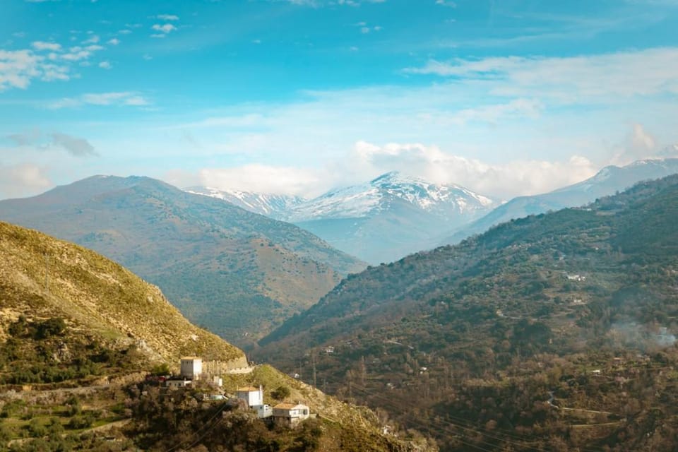 Nearby landmark, Natural landscape, Mountain view