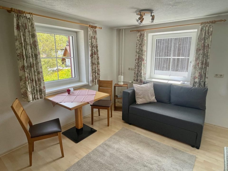 Ferienwohnungen Haus Bergflora Apartment in Tyrol