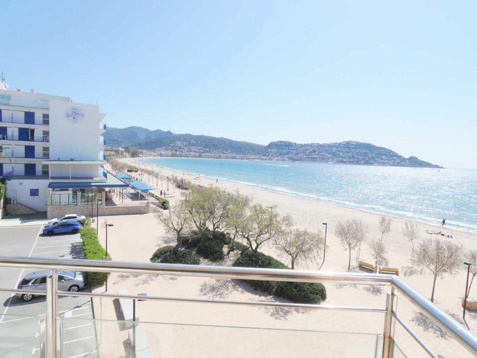 Balcony/Terrace, Mountain view, Sea view