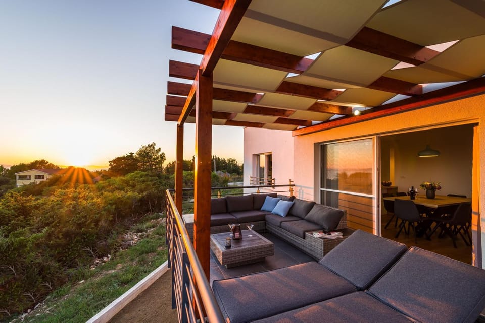 Balcony/Terrace, Seating area, Sunset