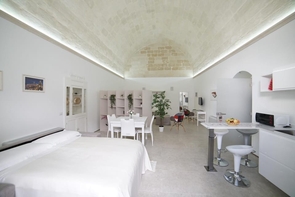 Bed, Other, Photo of the whole room