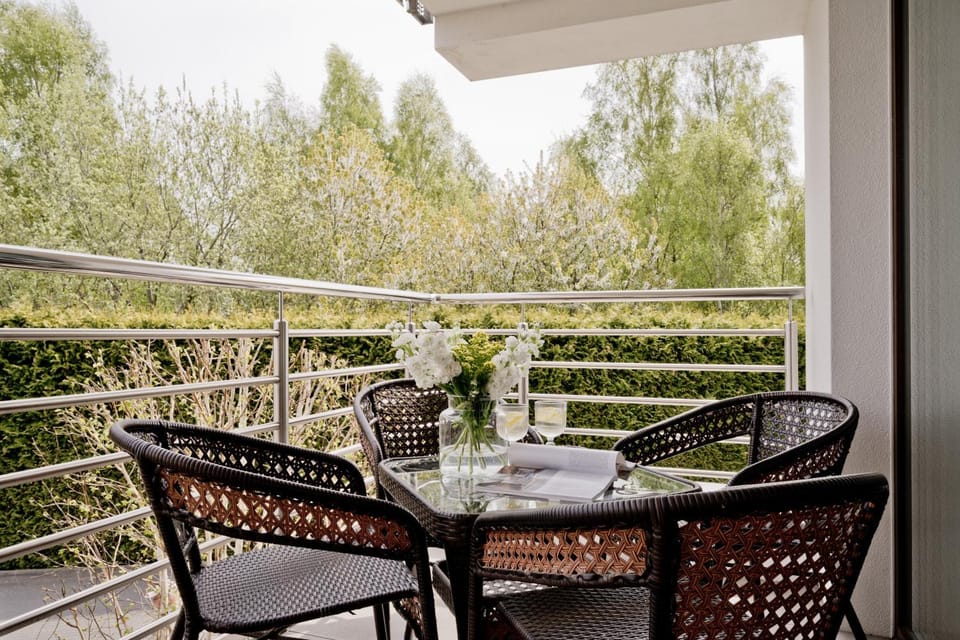 Spring, View (from property/room), Balcony/Terrace