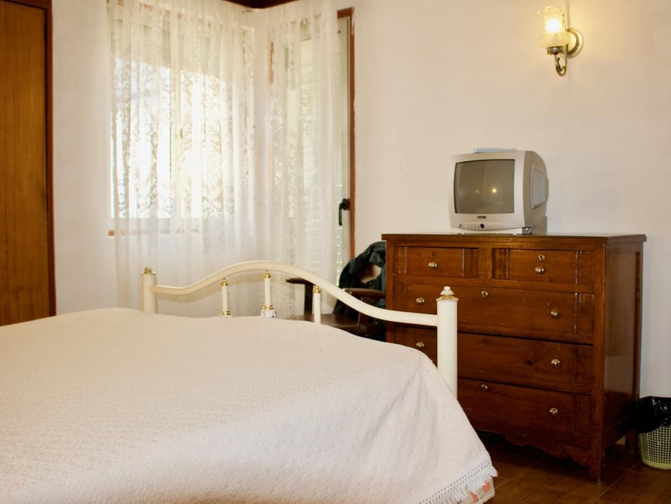 Residencial Tarouca Bed and Breakfast in Extremadura, Spain