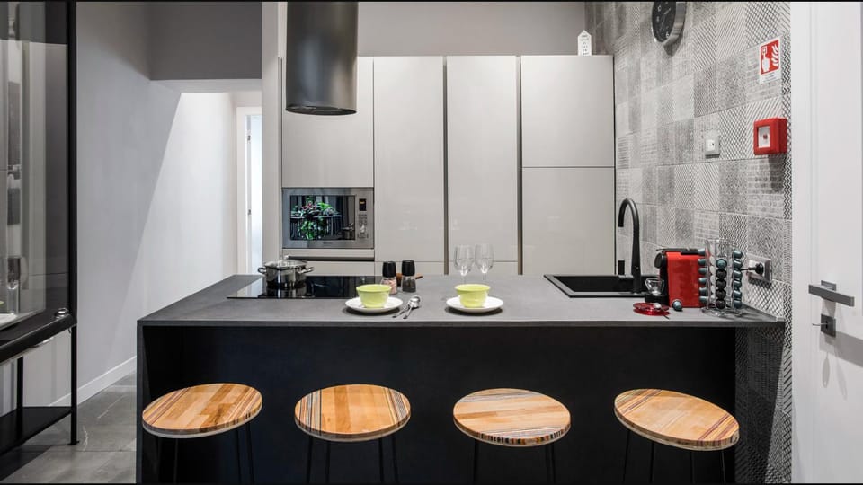 Kitchen or kitchenette, heating, stove, air conditioner