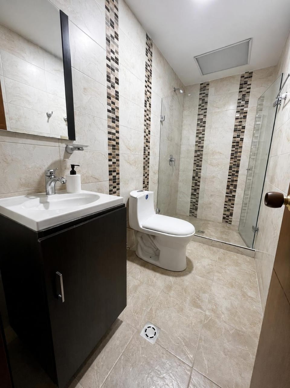 Shower, Bathroom, bidet