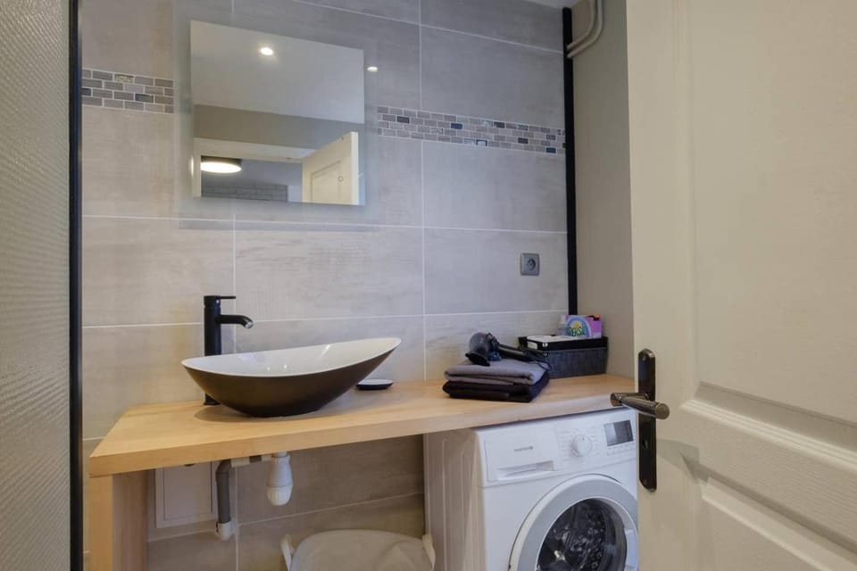 L'atelier - Hyper centre de Fontainebleau - proche INSEAD Apartment in Fontainebleau