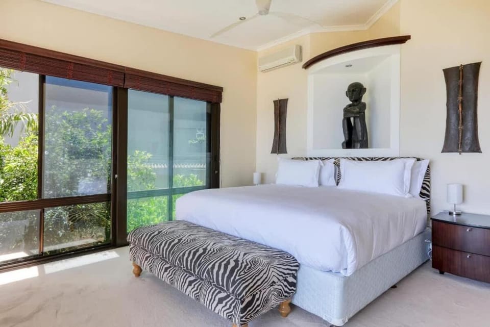 Entabeni Guest House Bed and Breakfast in Camps Bay