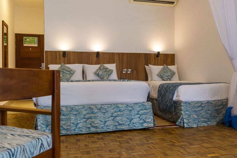 Bed, Bedroom, air conditioner