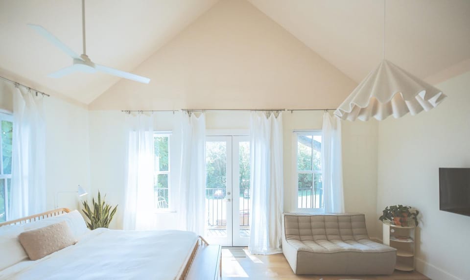 Guest House Raleigh- Adults Only Inn in Raleigh