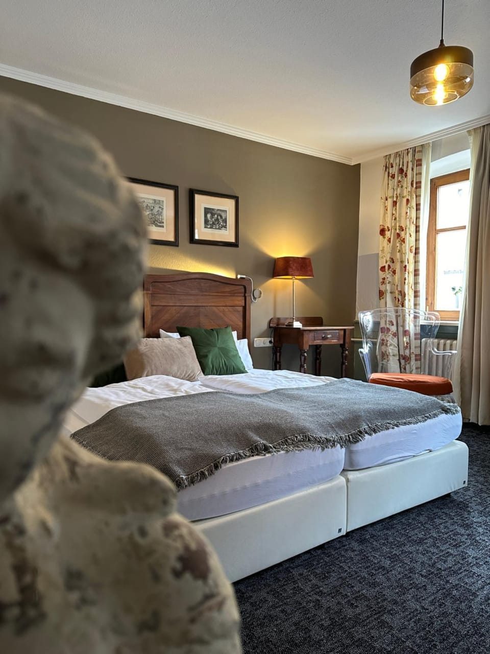 Bed, Photo of the whole room