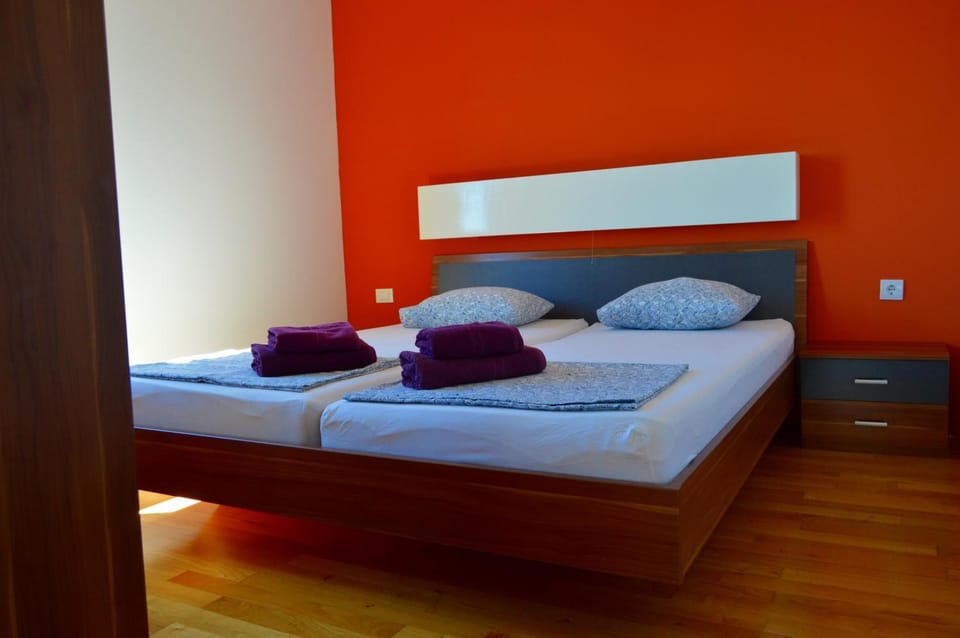 Bed, Decorative detail, Mountain view, Sea view