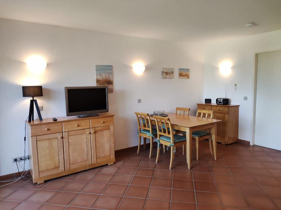 TV and multimedia, Dining area