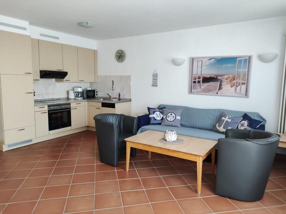Kitchen or kitchenette, Living room, kitchen