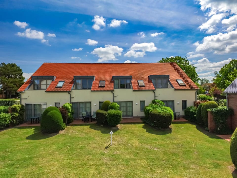 Property building, Garden