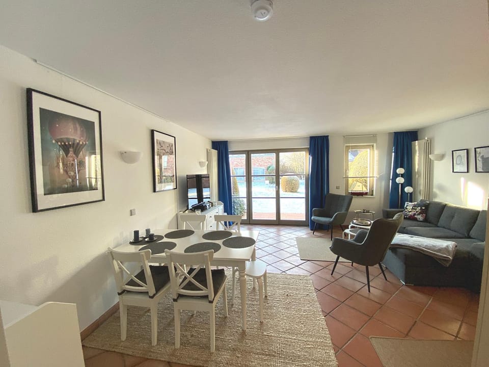 Balcony/Terrace, Living room, Dining area