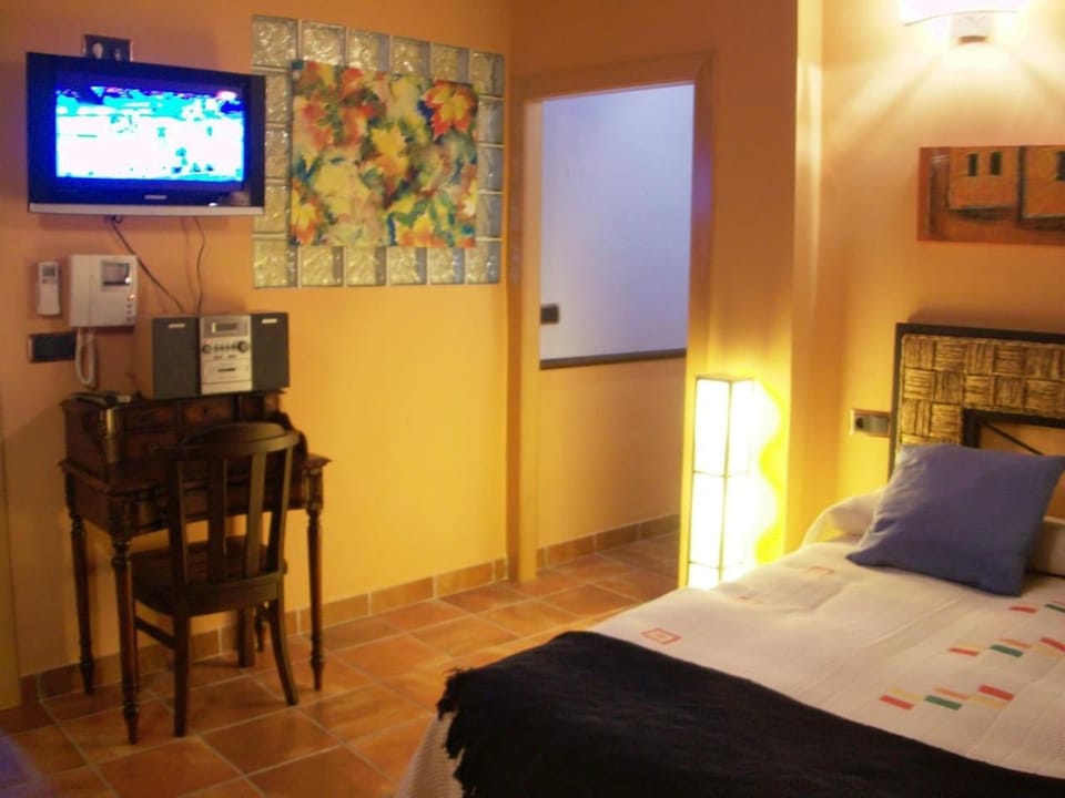 -4-MEJOR QUE EN CASA, parking 5eu al día según disponible, en el centro historico de Ubeda Apartment in Úbeda