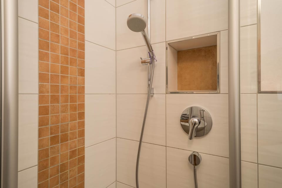 Bathroom, Living room