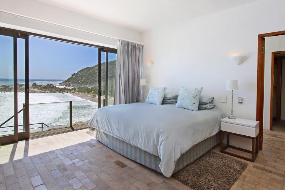 Bedroom, Sea view