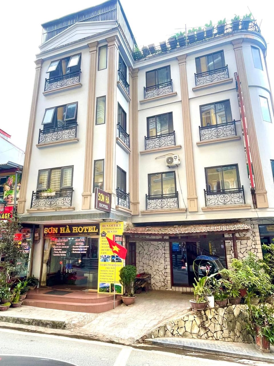 Son Ha Hotel SAPA Hotel in Laos