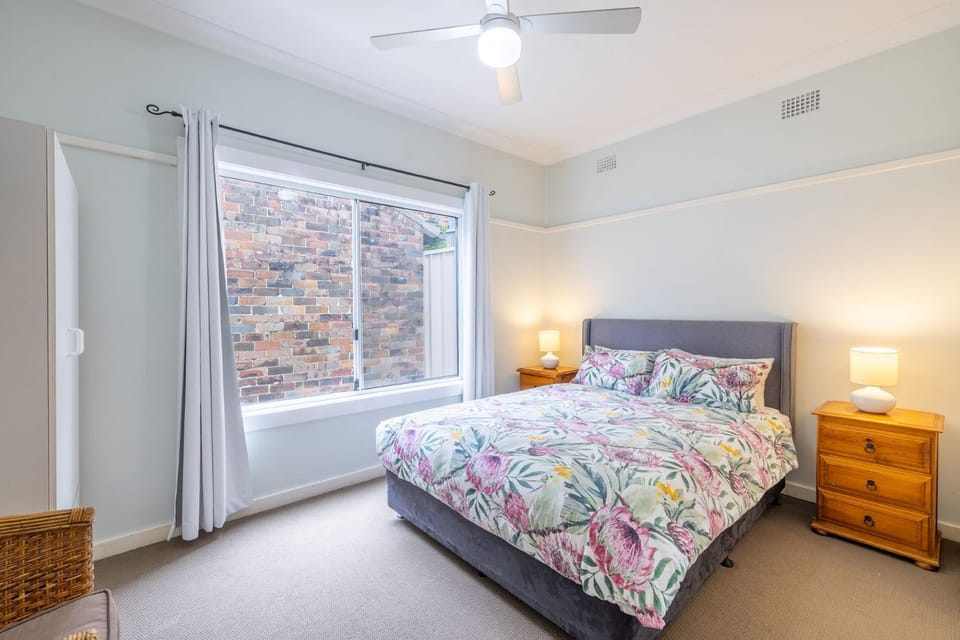 Mon Reve 4A Tallean Road three bedroom property with Wi-Fi, air conditioning House in Nelson Bay