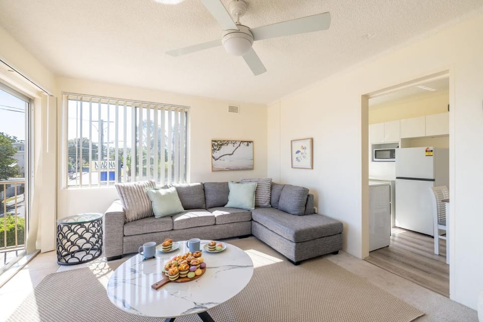 Yarramundi, 4,47 Magnus Street - air conditioned unit with air con, wi-fi, water views and close to town House in Nelson Bay