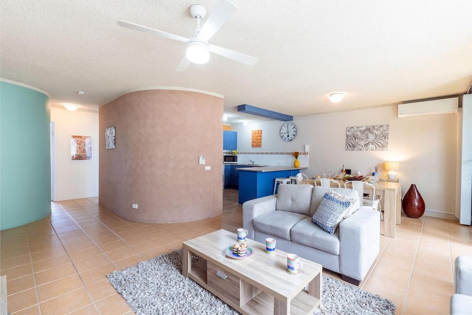 Magnus Gardens, 10,7 Magnus Street - Beautiful unit close to town with air con and Wi-Fi Apartment in Nelson Bay
