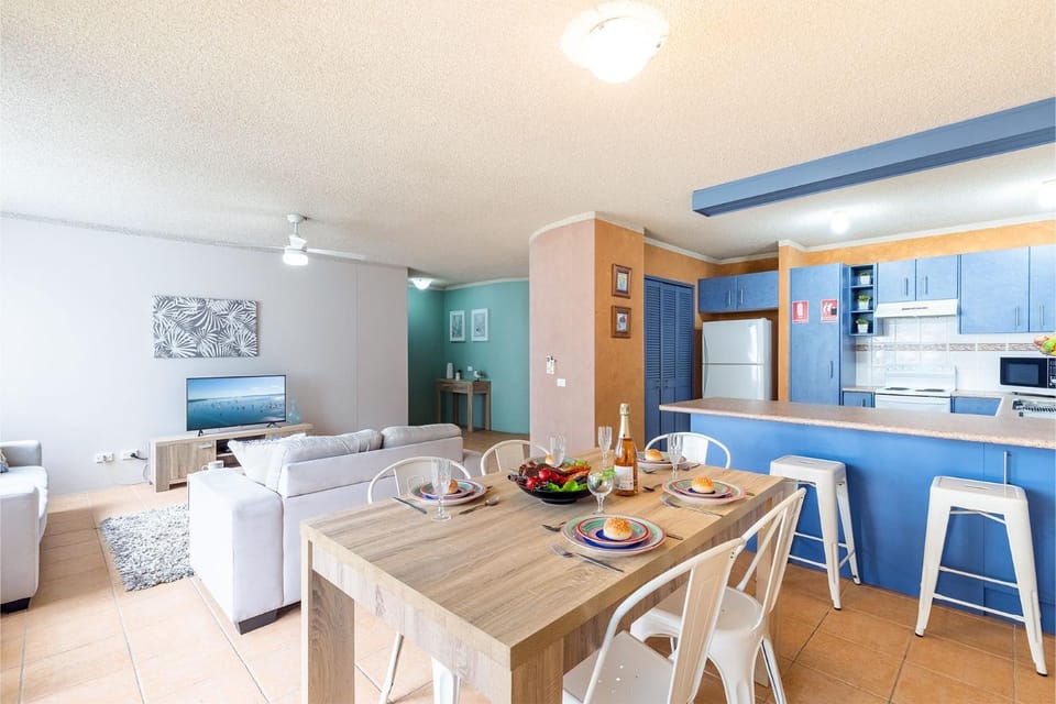 Magnus Gardens, 10,7 Magnus Street - Beautiful unit close to town with air con and Wi-Fi Apartment in Nelson Bay