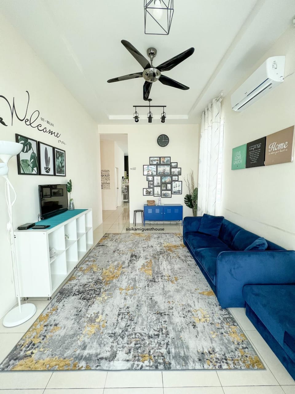 Living room, Lobby or reception