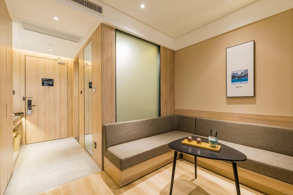 Atour Hotel (Nanjing Xingang Development Area) Hotel in Nanjing