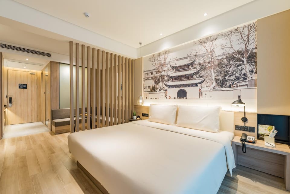 Atour Hotel (Nanjing Xingang Development Area) Hotel in Nanjing