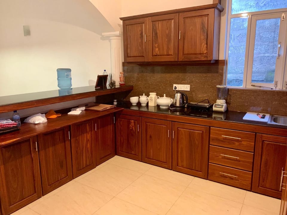 Coffee/tea facilities, Kitchen or kitchenette