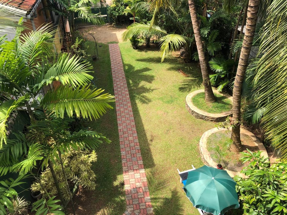 Garden, Garden view