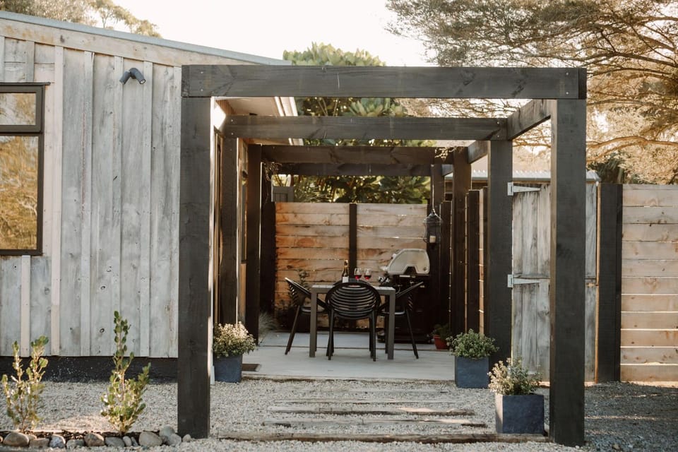Patio, Facade/entrance
