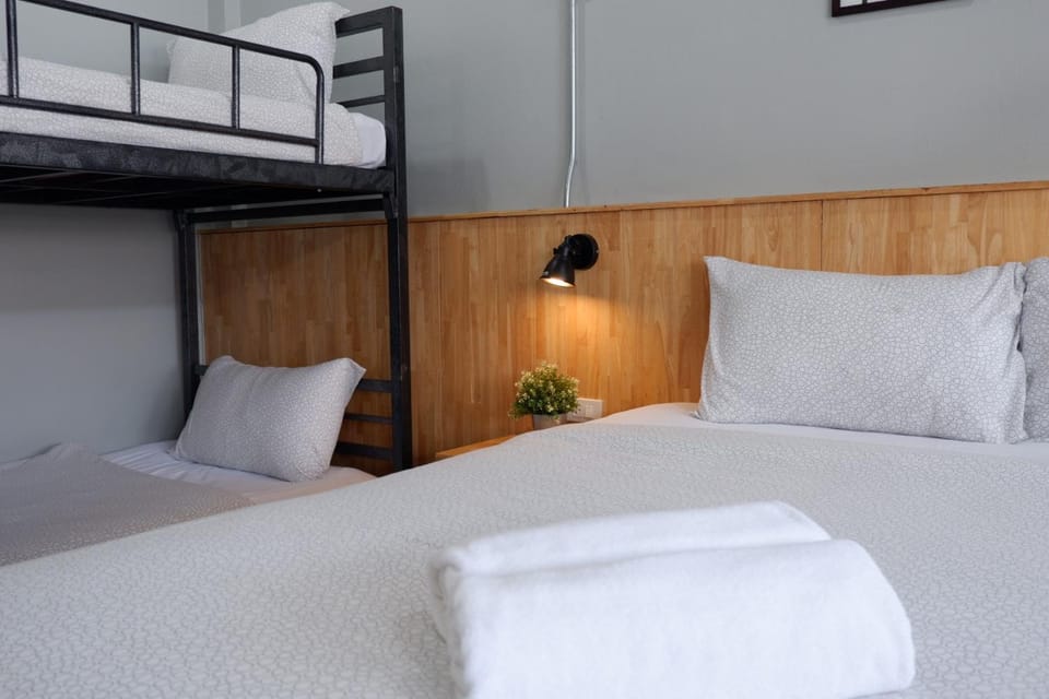bunk bed