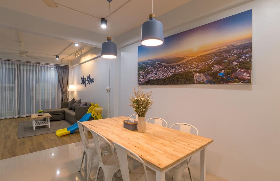 Living room, Dining area