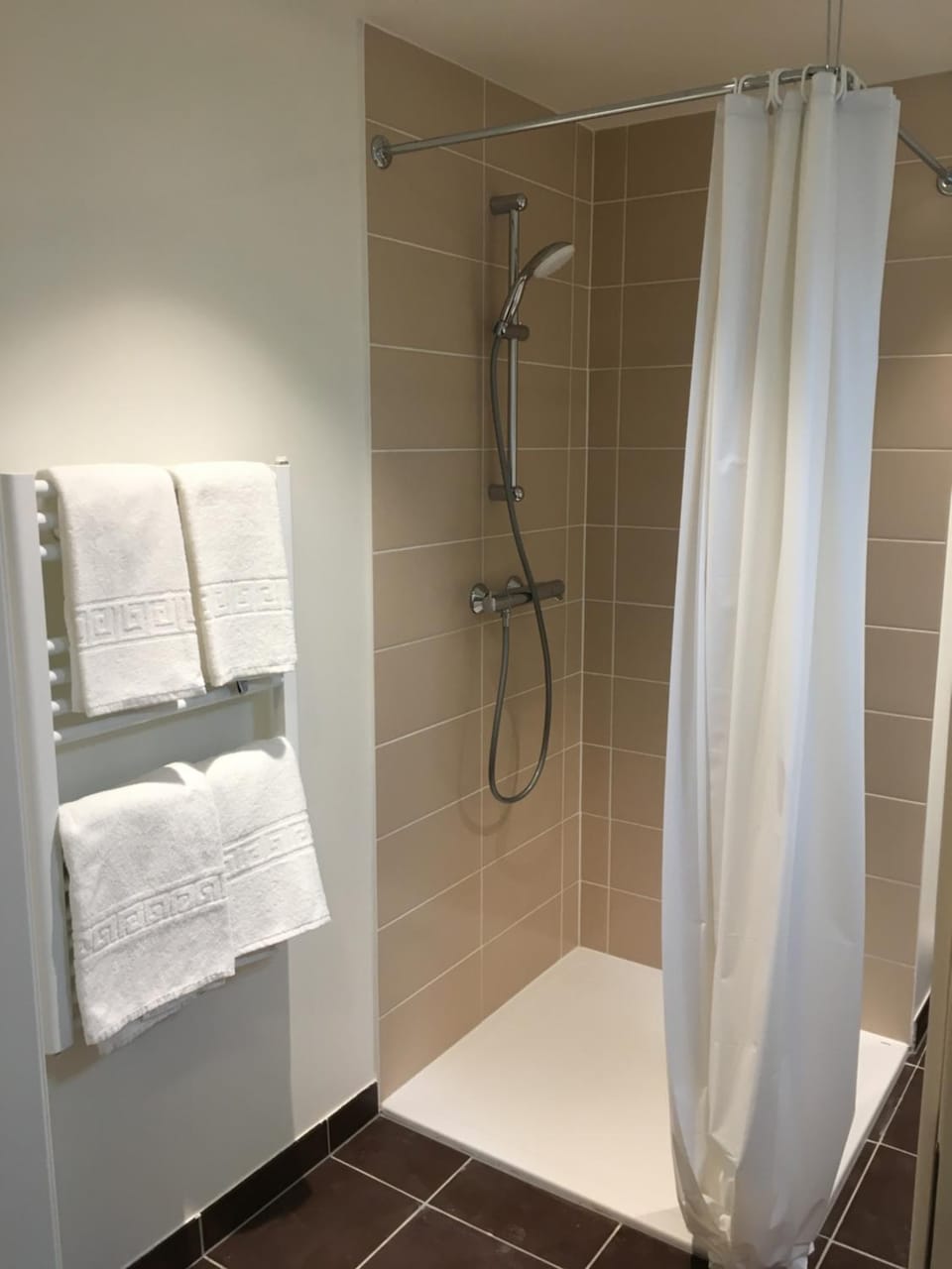 Shower, Bathroom, towels