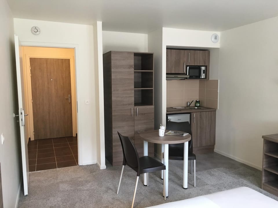 Kosy Appart'hôtels Art'&Facts Apartment in Nancy